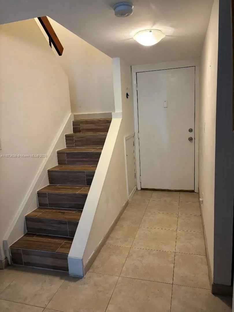 3475 N Country Club Dr, #116