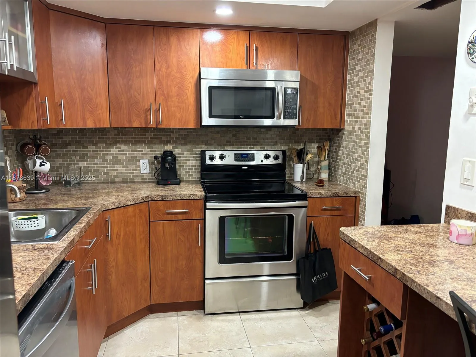 3475 N Country Club Dr, #116