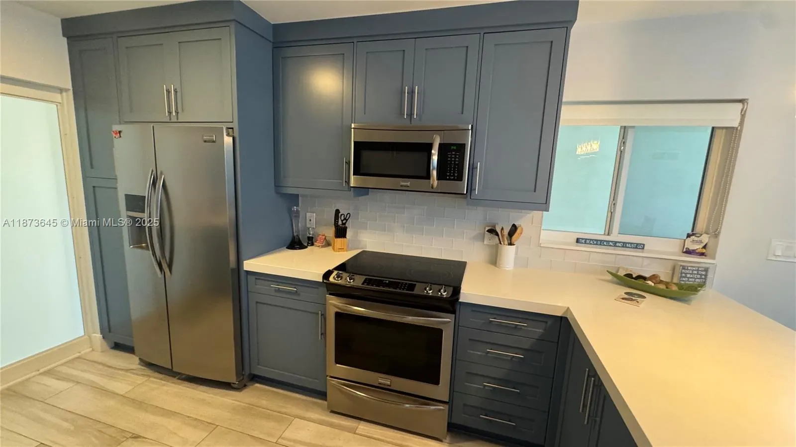 1203 Hillsboro Mile, #P2
