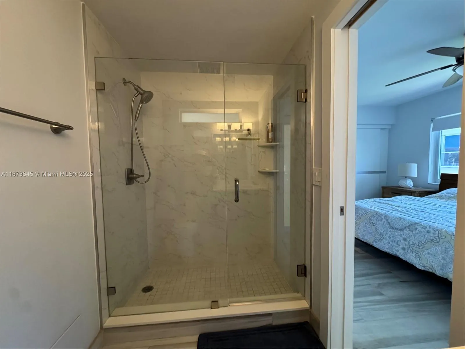 1203 Hillsboro Mile, #P2