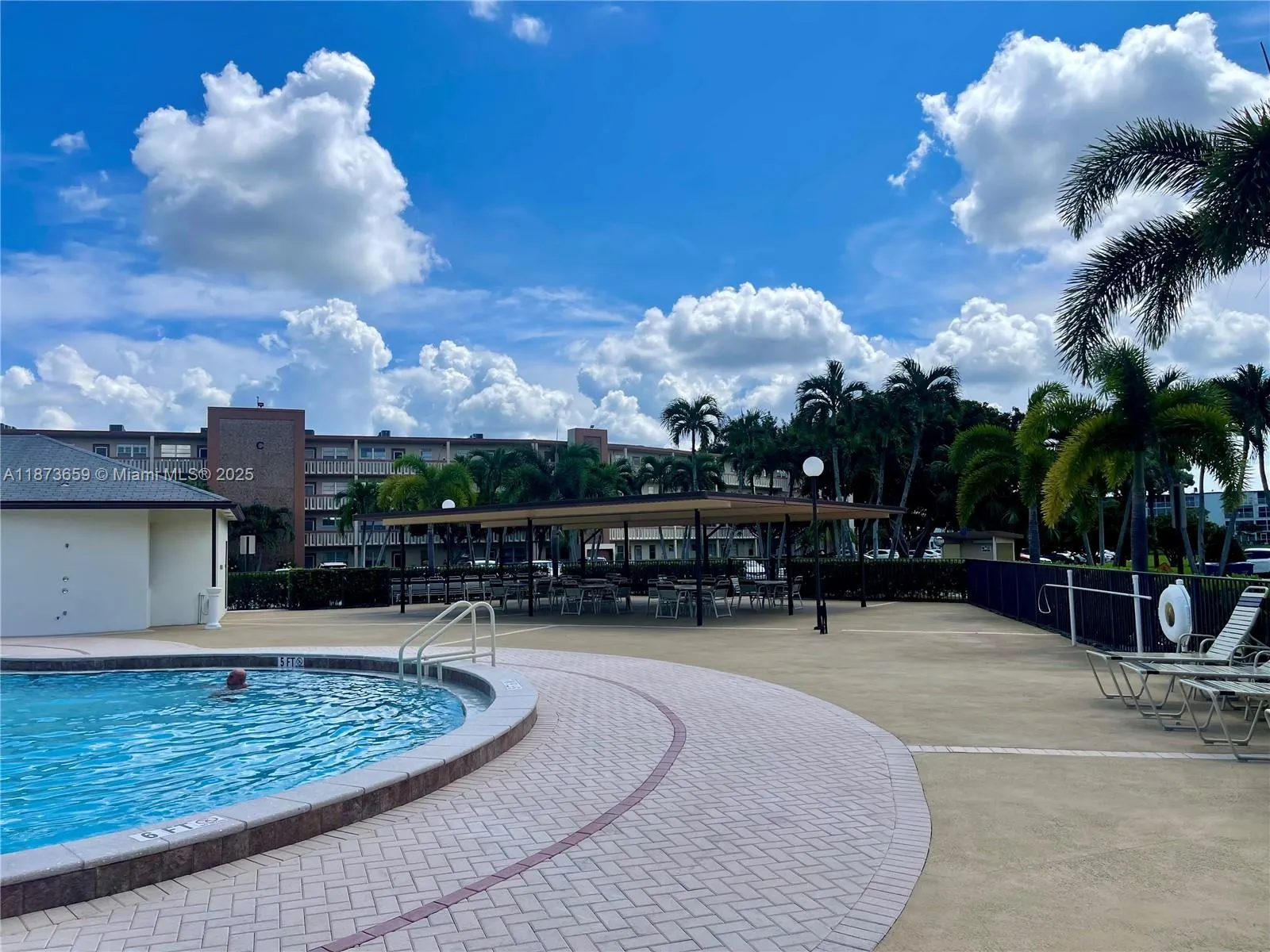 2042 Newcastle C, #2042