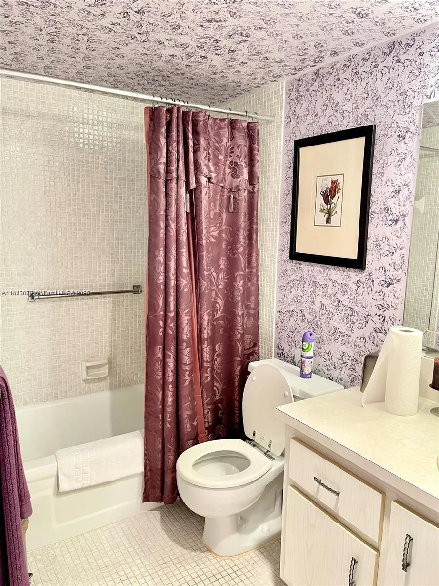 2042 Newcastle C, #2042