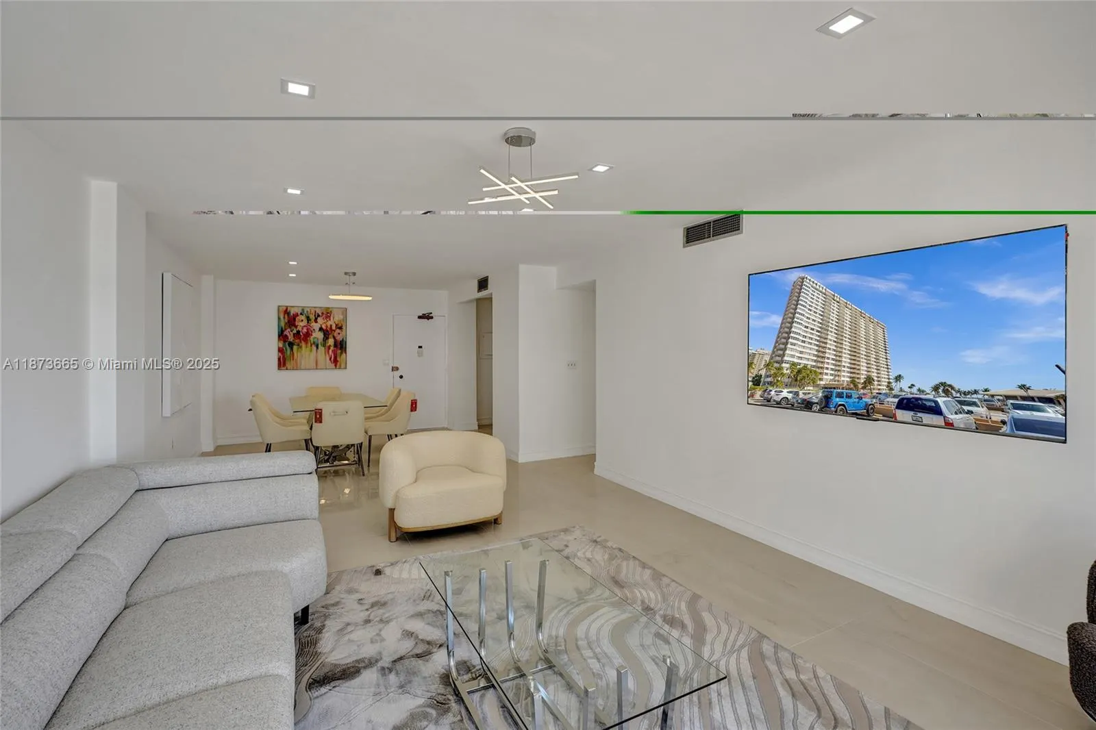 1950 S Ocean Dr, #8J