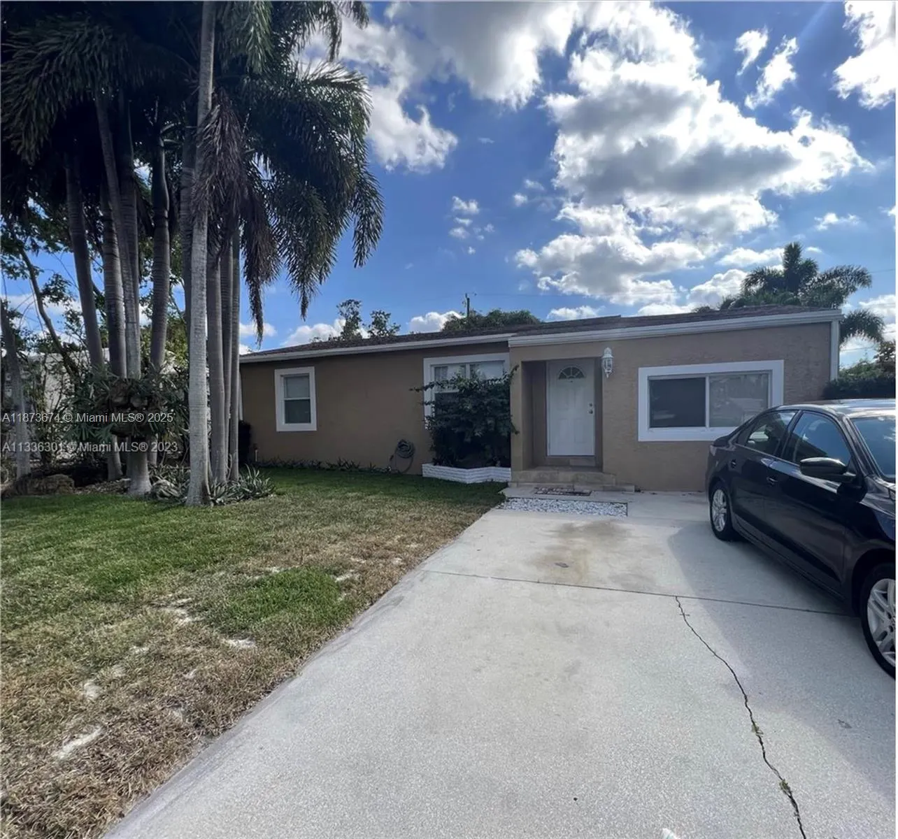 822 Avenida Hermosa