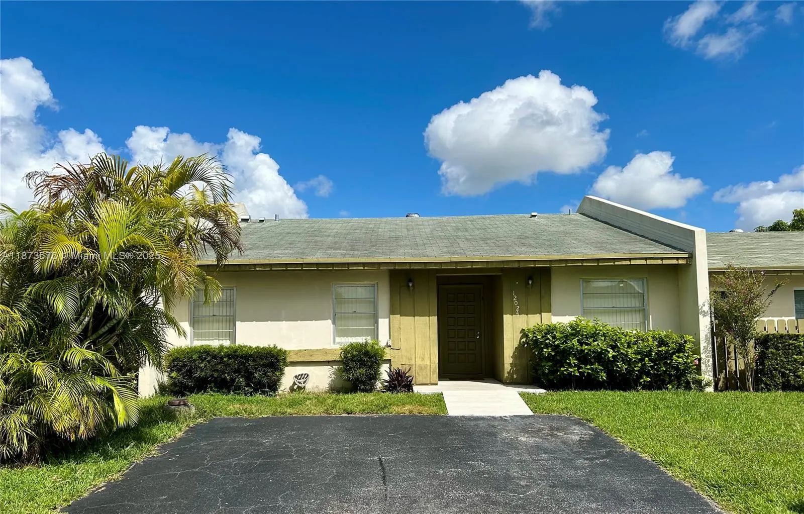 12024 SW 110th St Cir E, #12024
