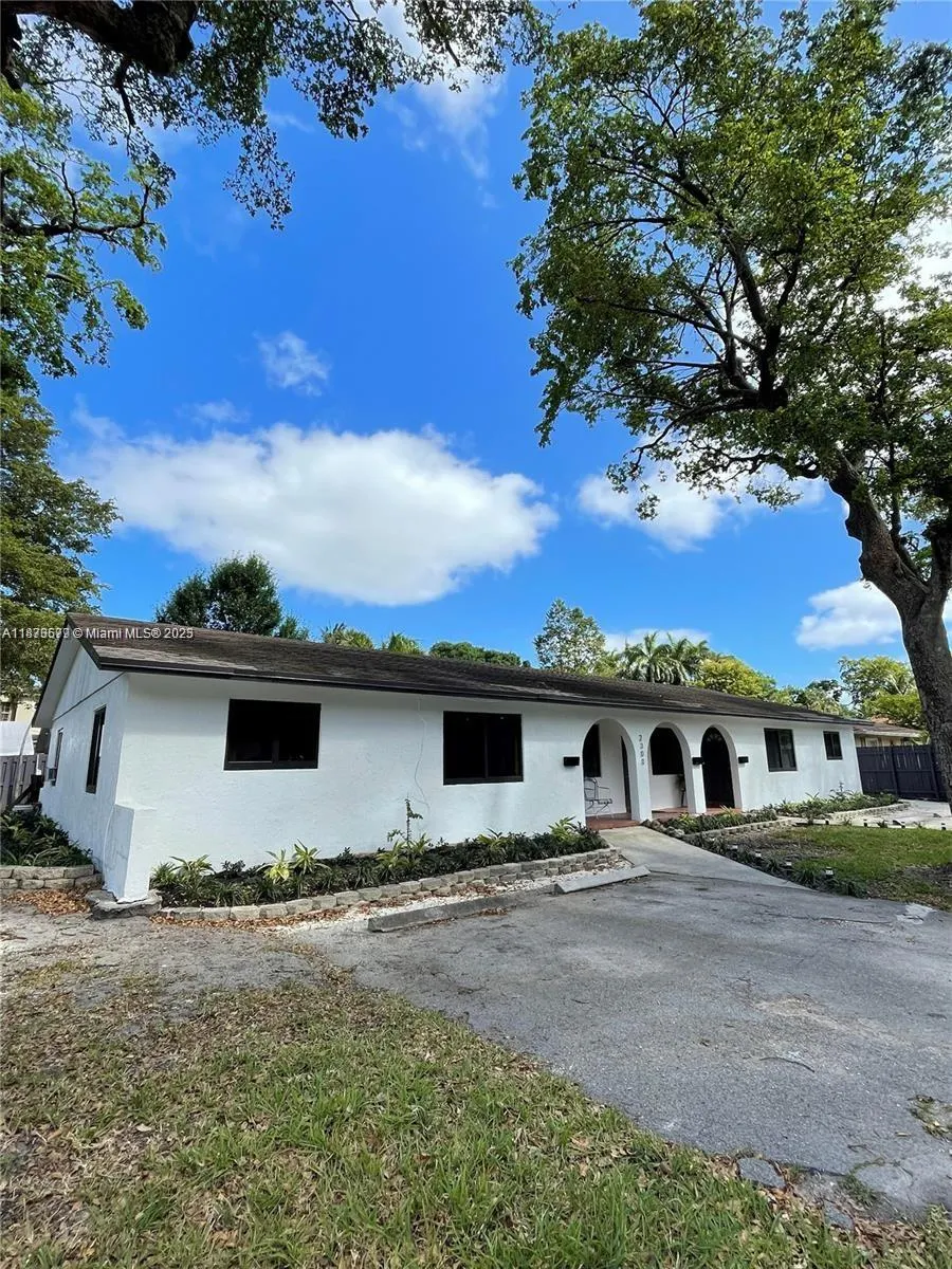 2300 SW 18th Ter, #2
