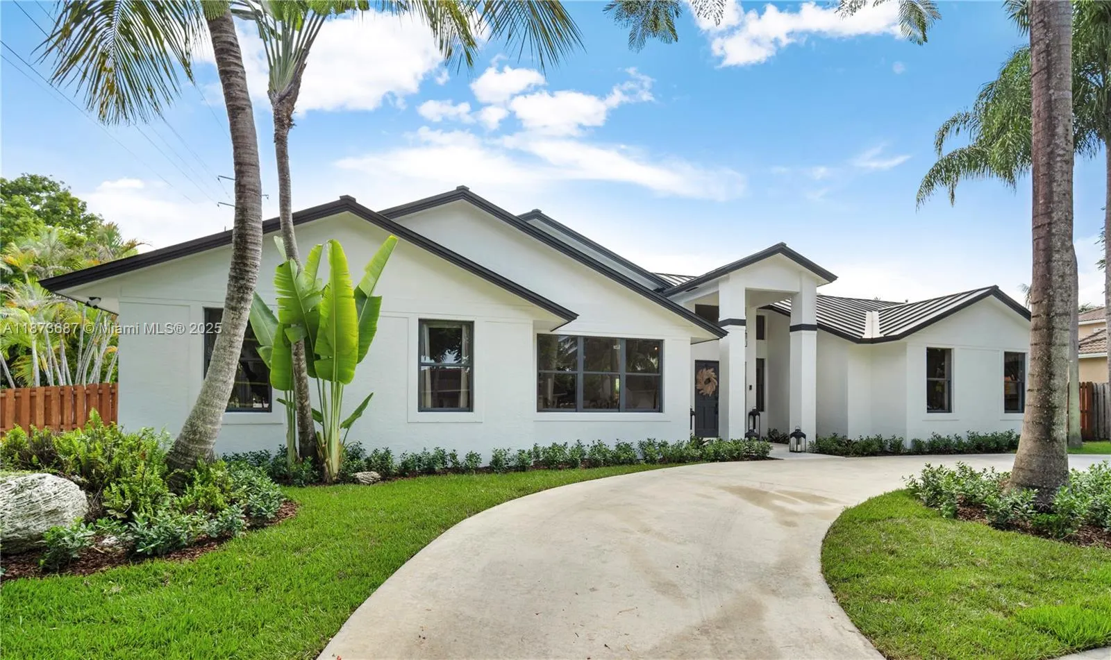 8910 SW 160th St
