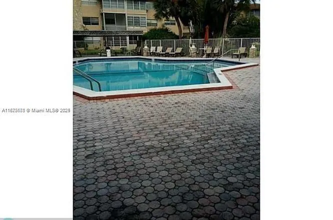 5011 W Oakland Park Blvd, #307