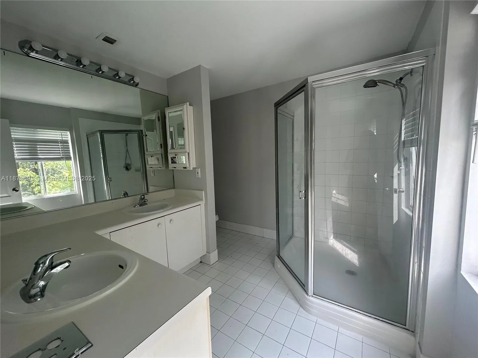 4752 NW 59th Mnr