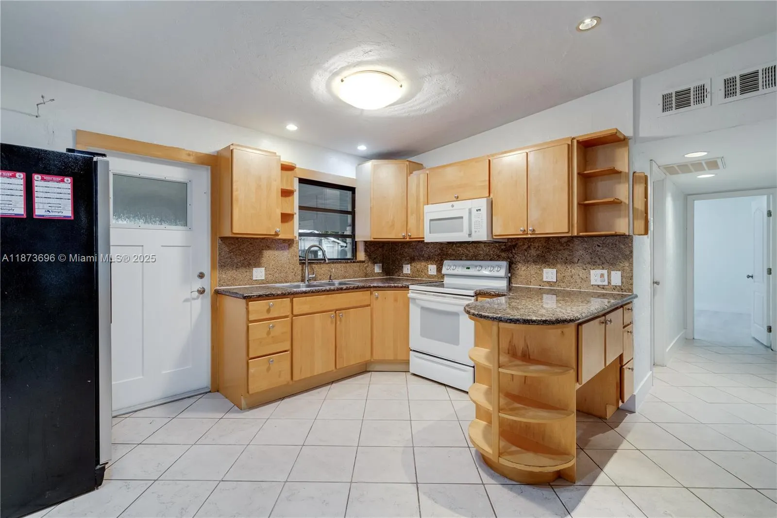 5677 Maypop Rd