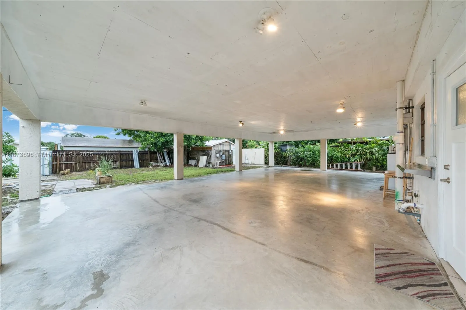 5677 Maypop Rd
