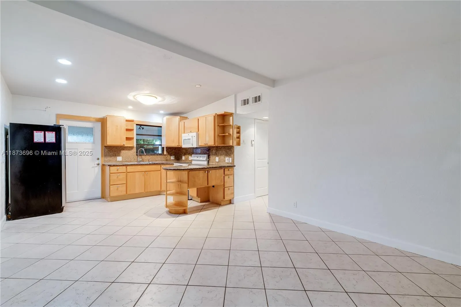 5677 Maypop Rd