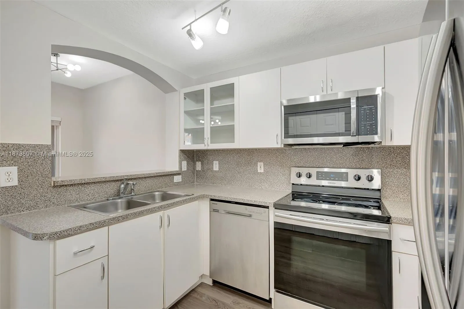 6141 NW 115th Pl, #352