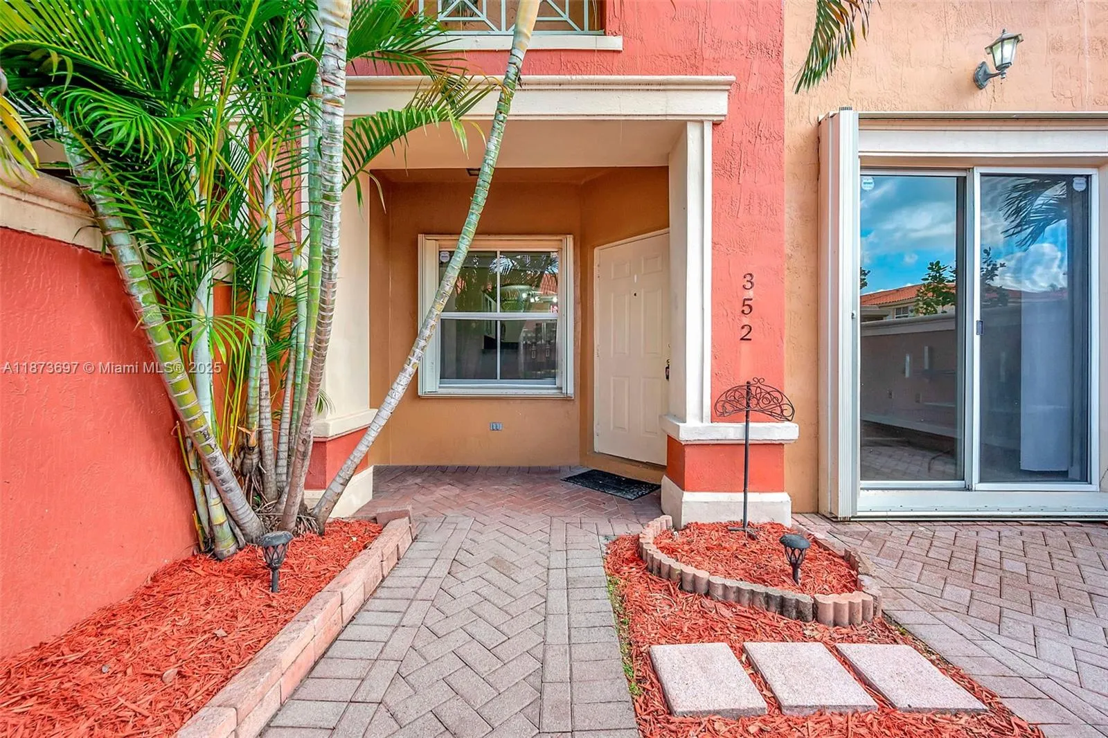 6141 NW 115th Pl, #352