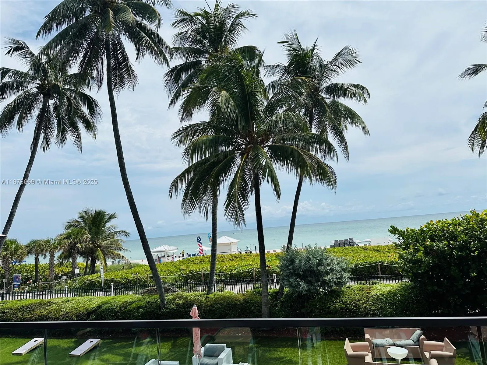 5225 Collins Ave, #515