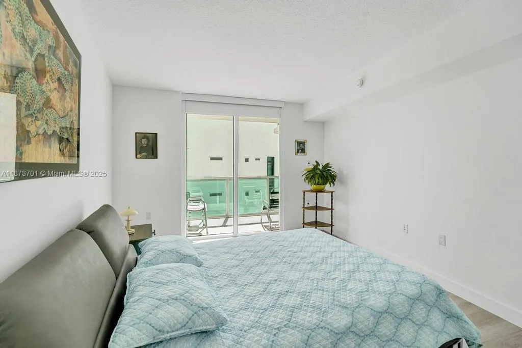 150 Sunny Isles Blvd, #1-1606