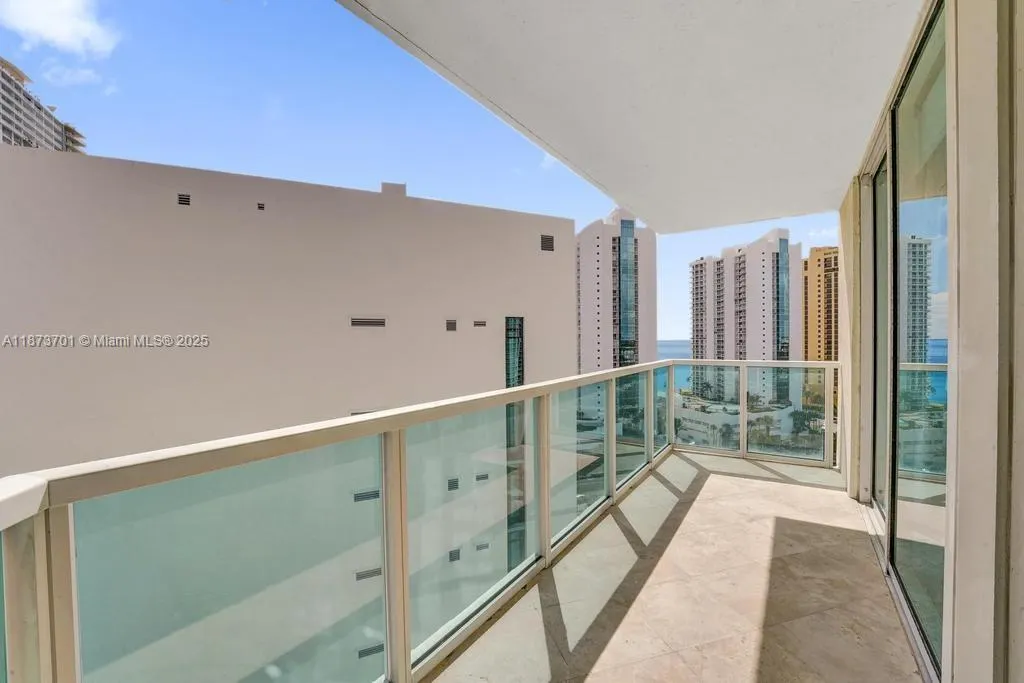150 Sunny Isles Blvd, #1-1606