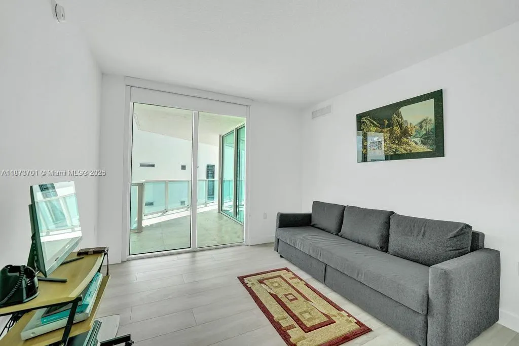 150 Sunny Isles Blvd, #1-1606