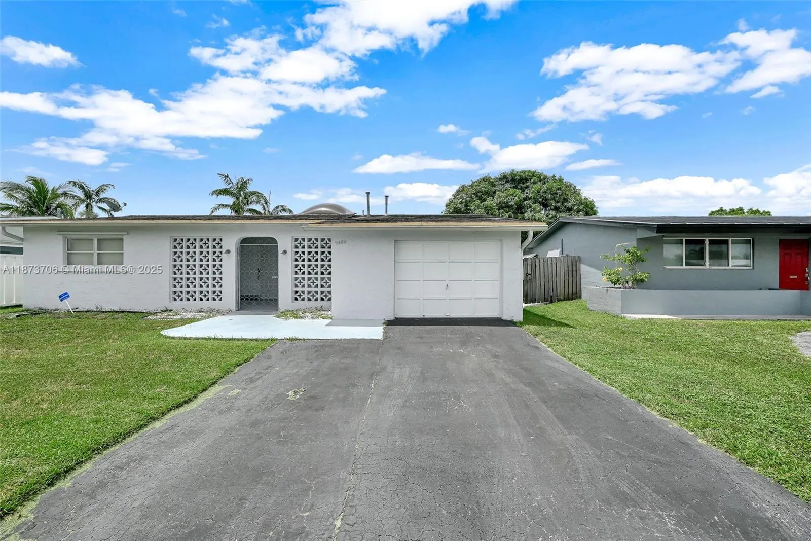 9480 NW 24th Pl