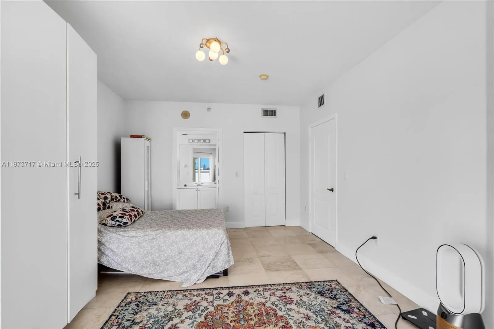 1627 SW 37th Ave, #207
