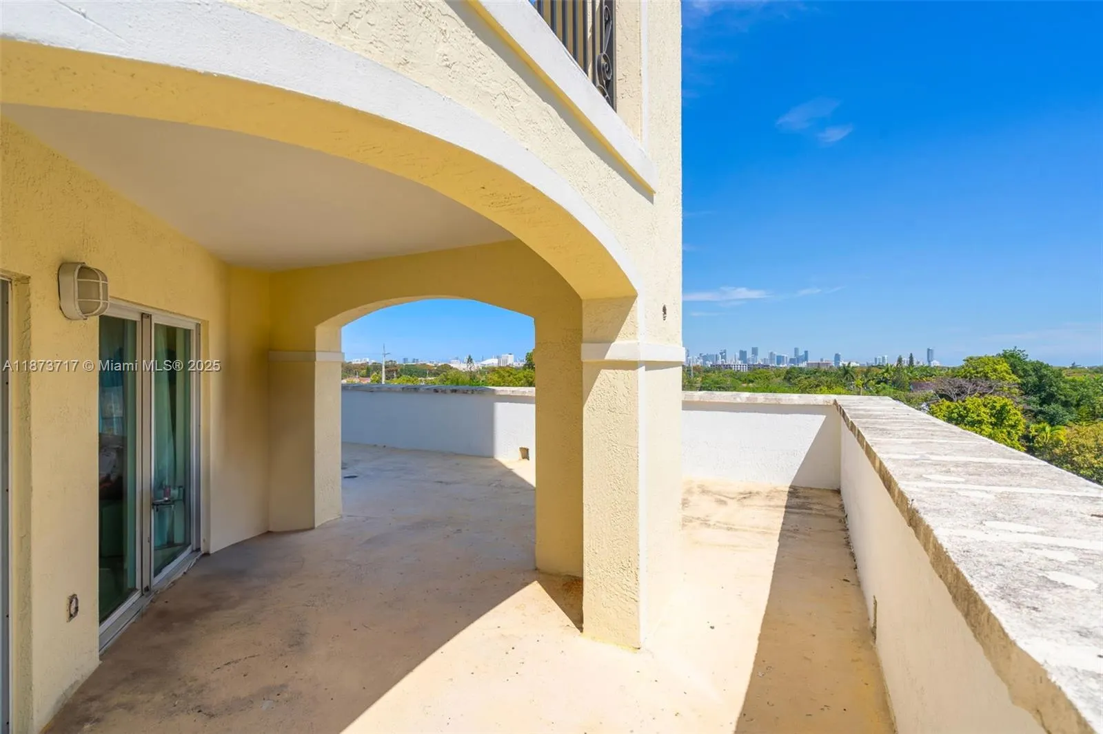 1627 SW 37th Ave, #207
