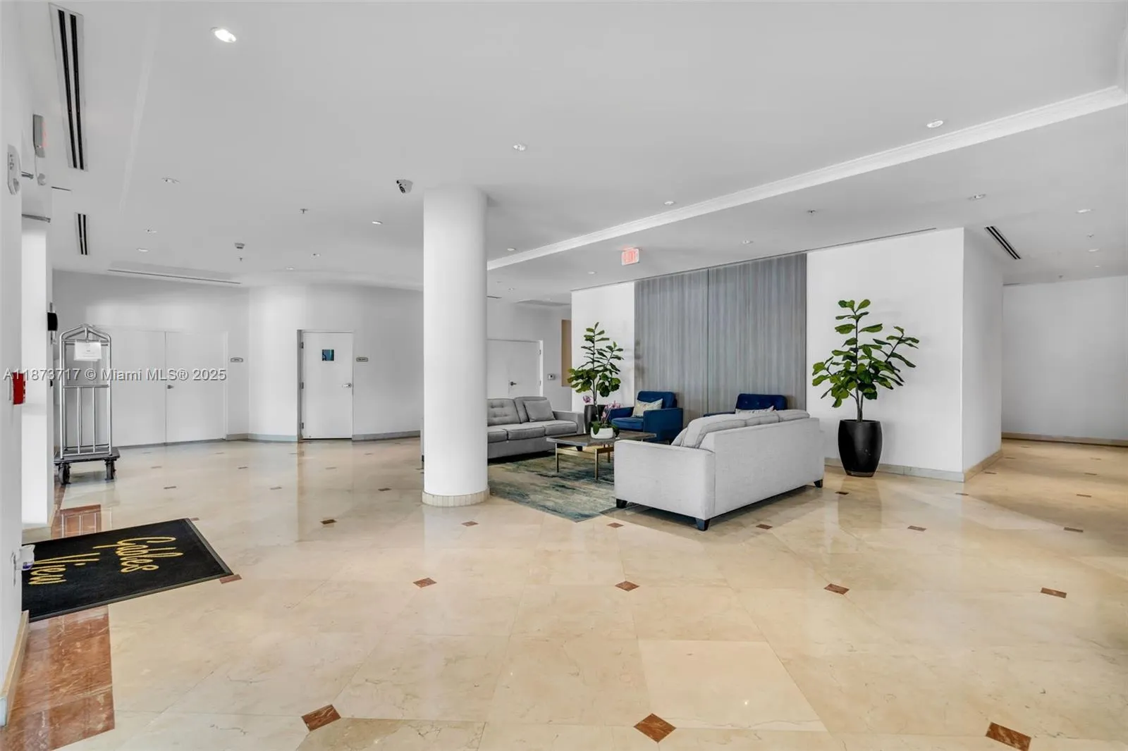 1627 SW 37th Ave, #207