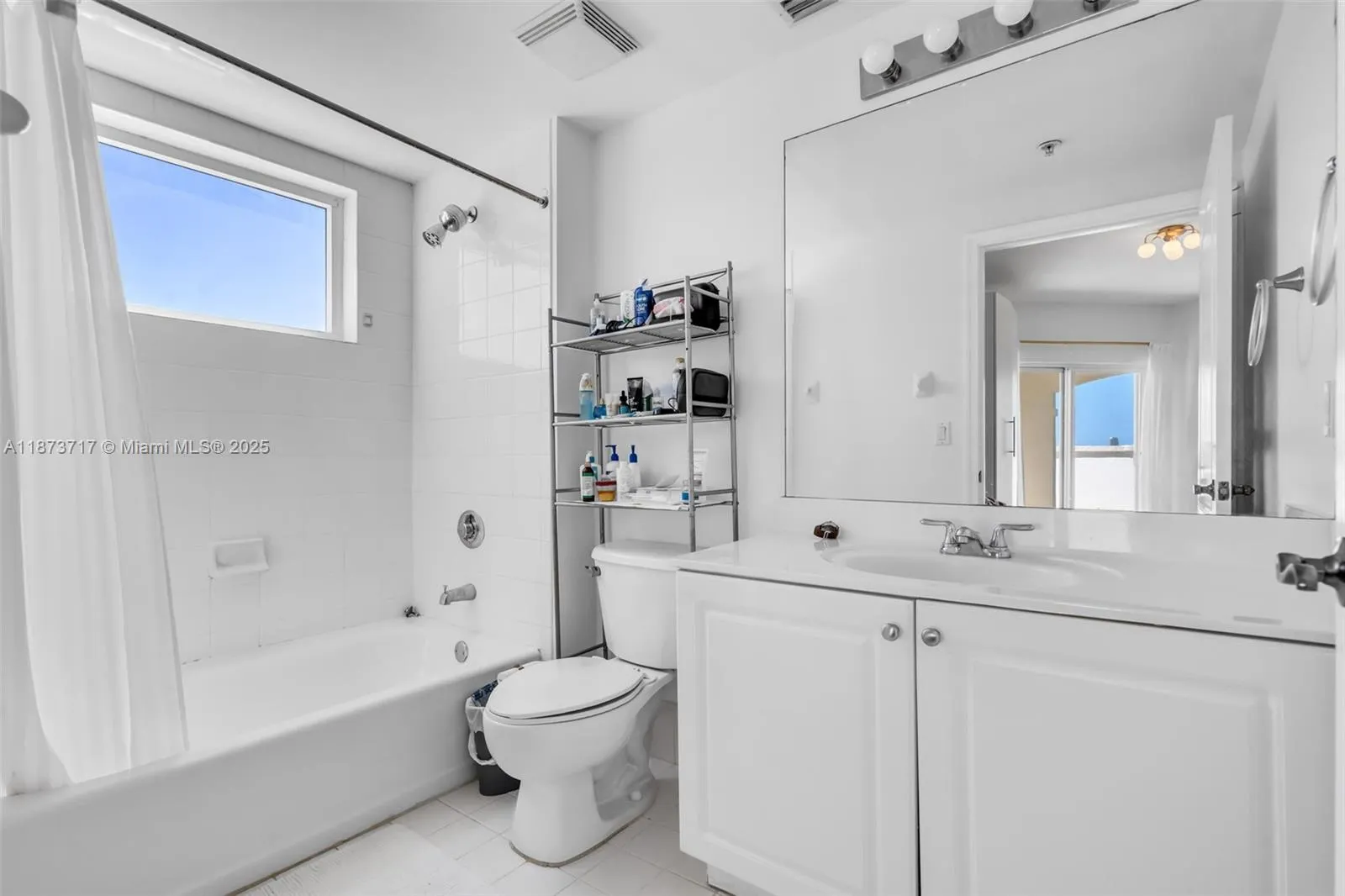 1627 SW 37th Ave, #207
