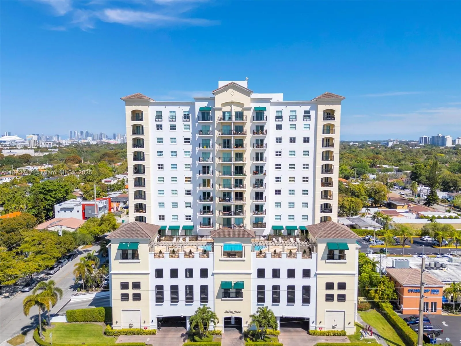 1627 SW 37th Ave, #207