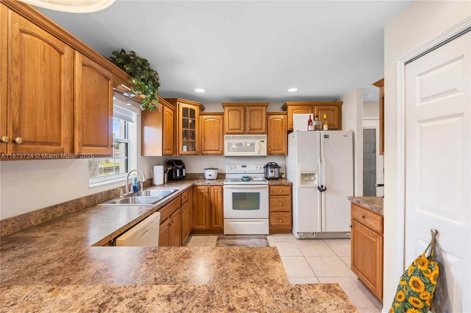 5208 Oakdale Rd, #5208