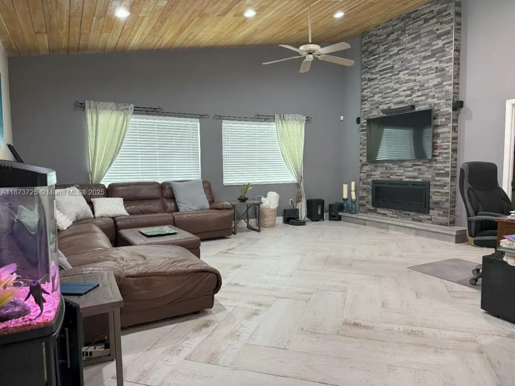 10700 SW 139th Rd