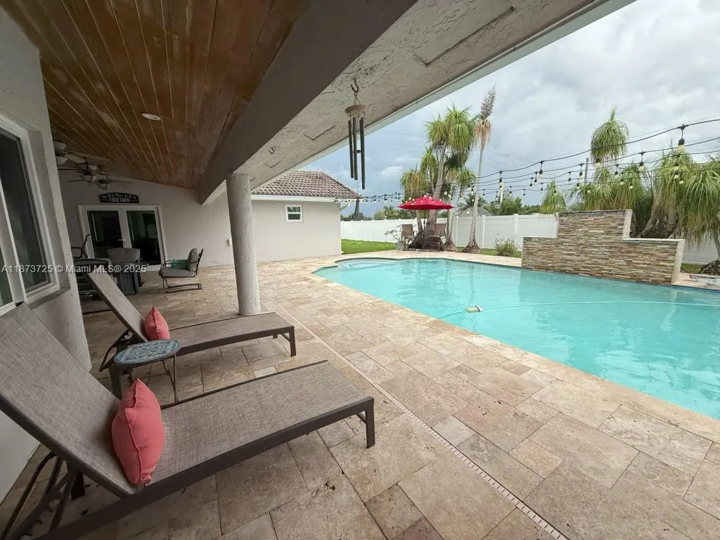 10700 SW 139th Rd