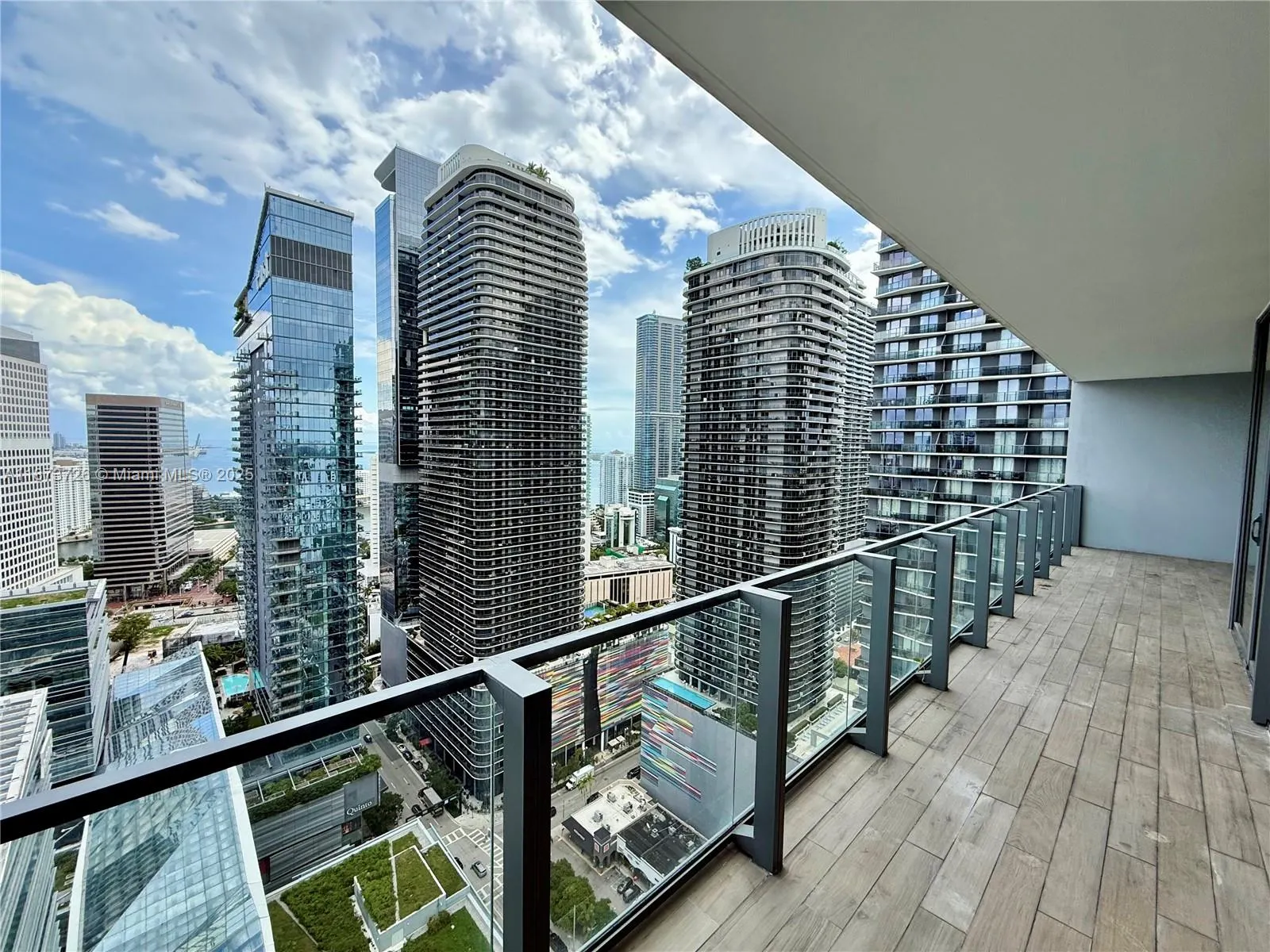 88 SW 7th St, #3105