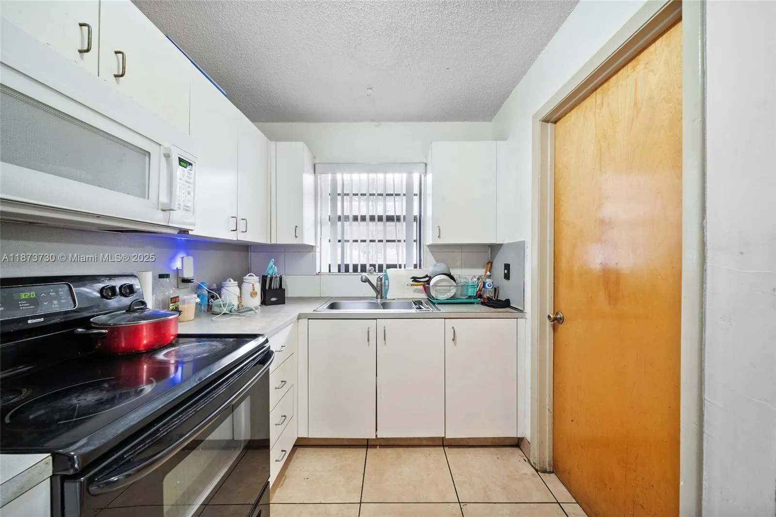 2500 SW 11th St