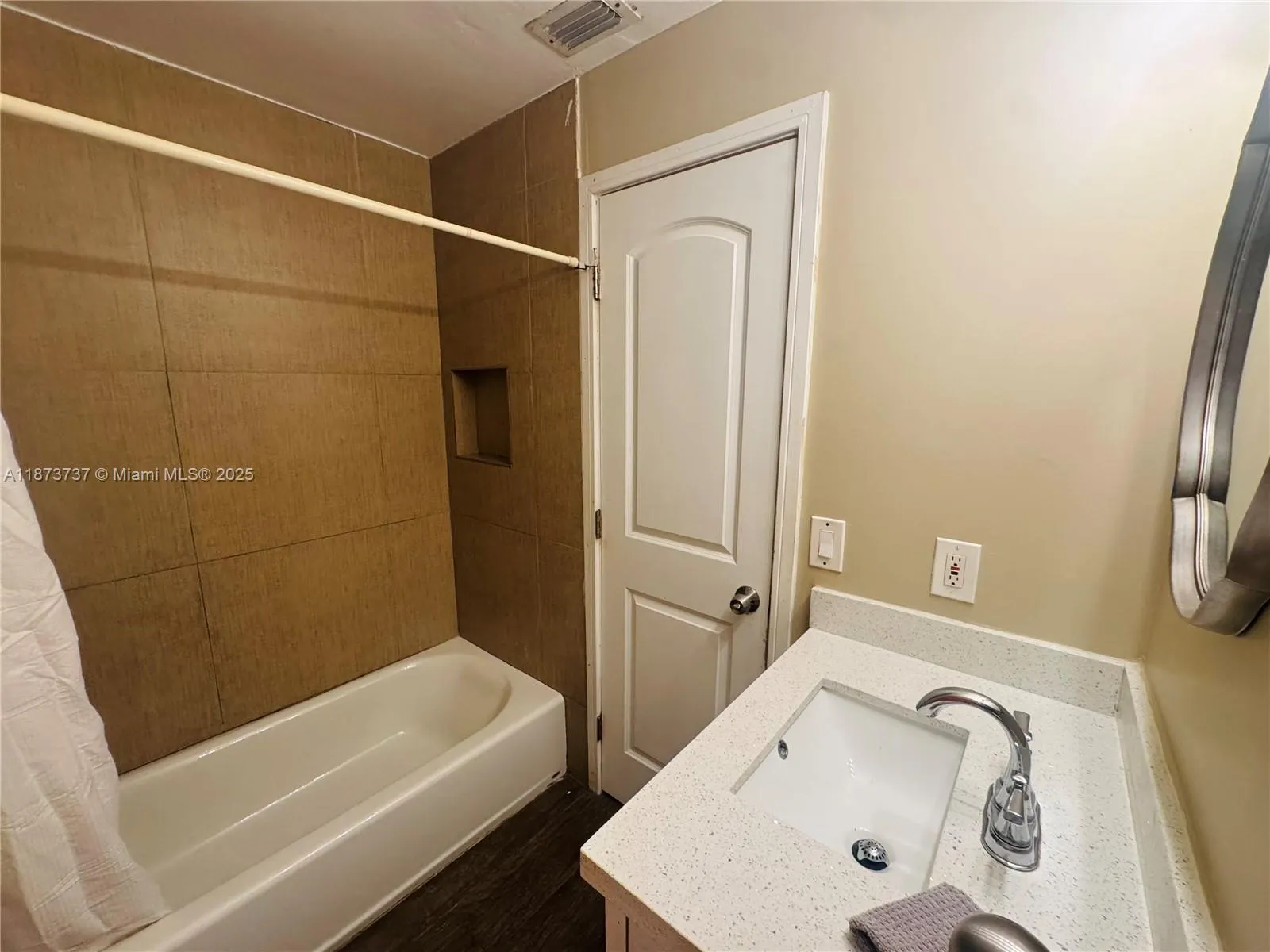 18742 SW 113th Ave, #6