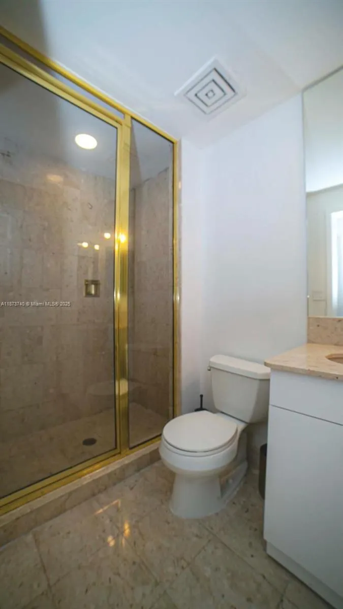 19237 Fisher Island Dr, #19237