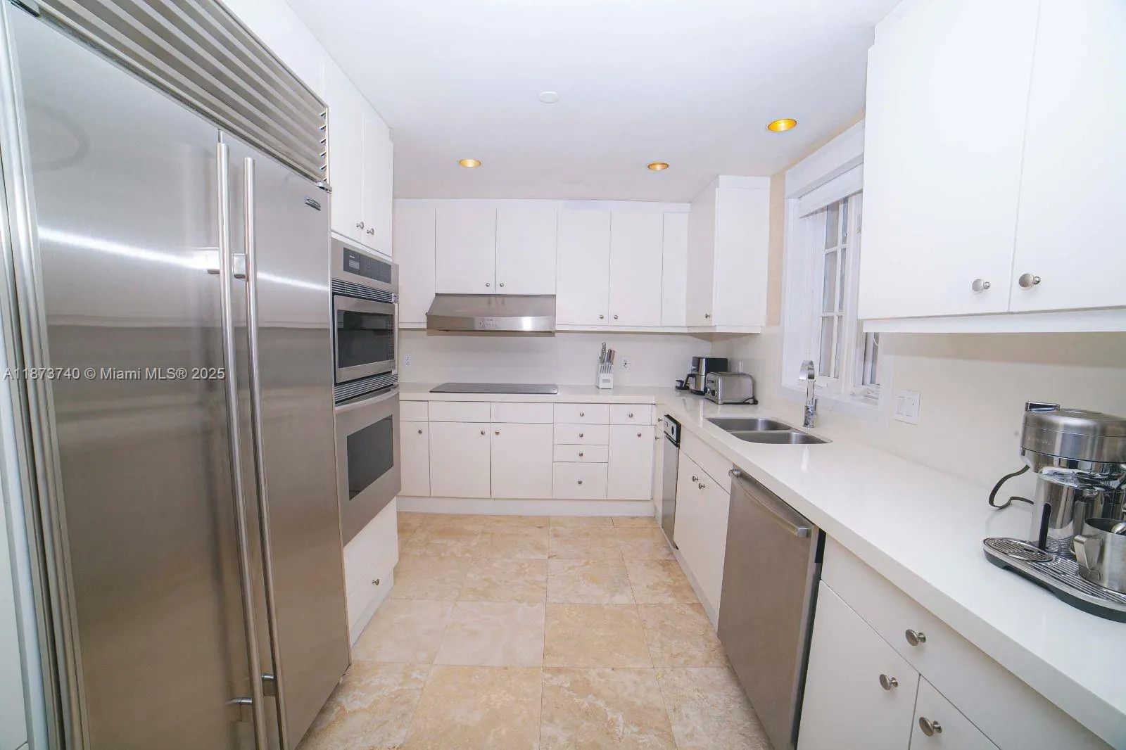 19237 Fisher Island Dr, #19237