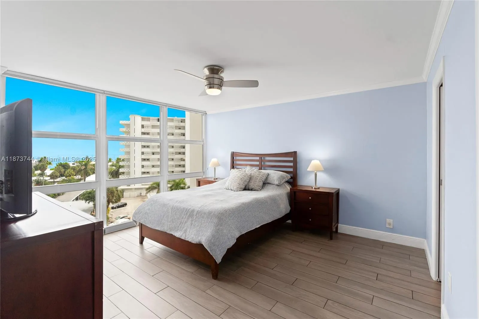 2841 N Ocean Blvd, #702