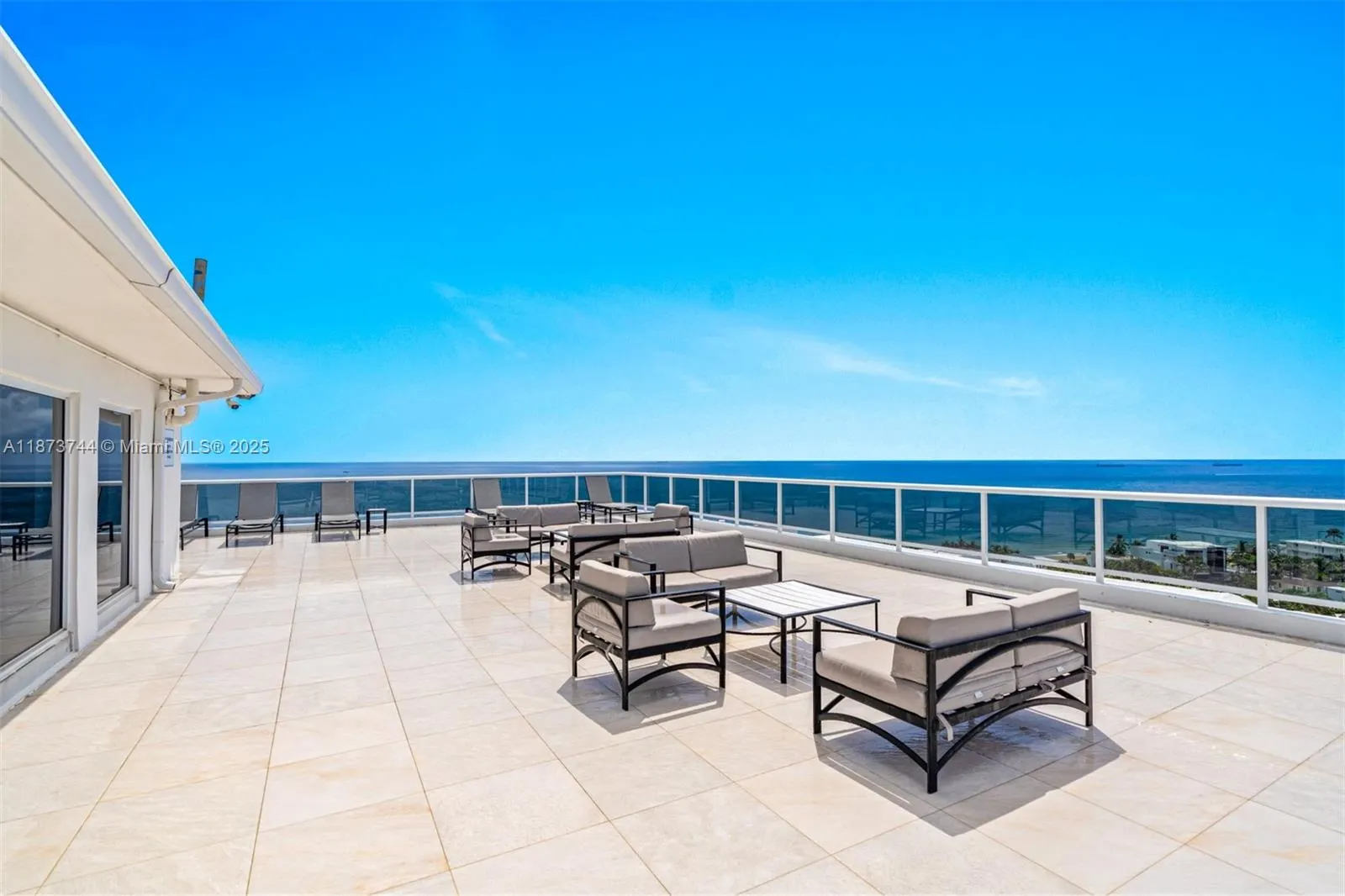 2841 N Ocean Blvd, #702