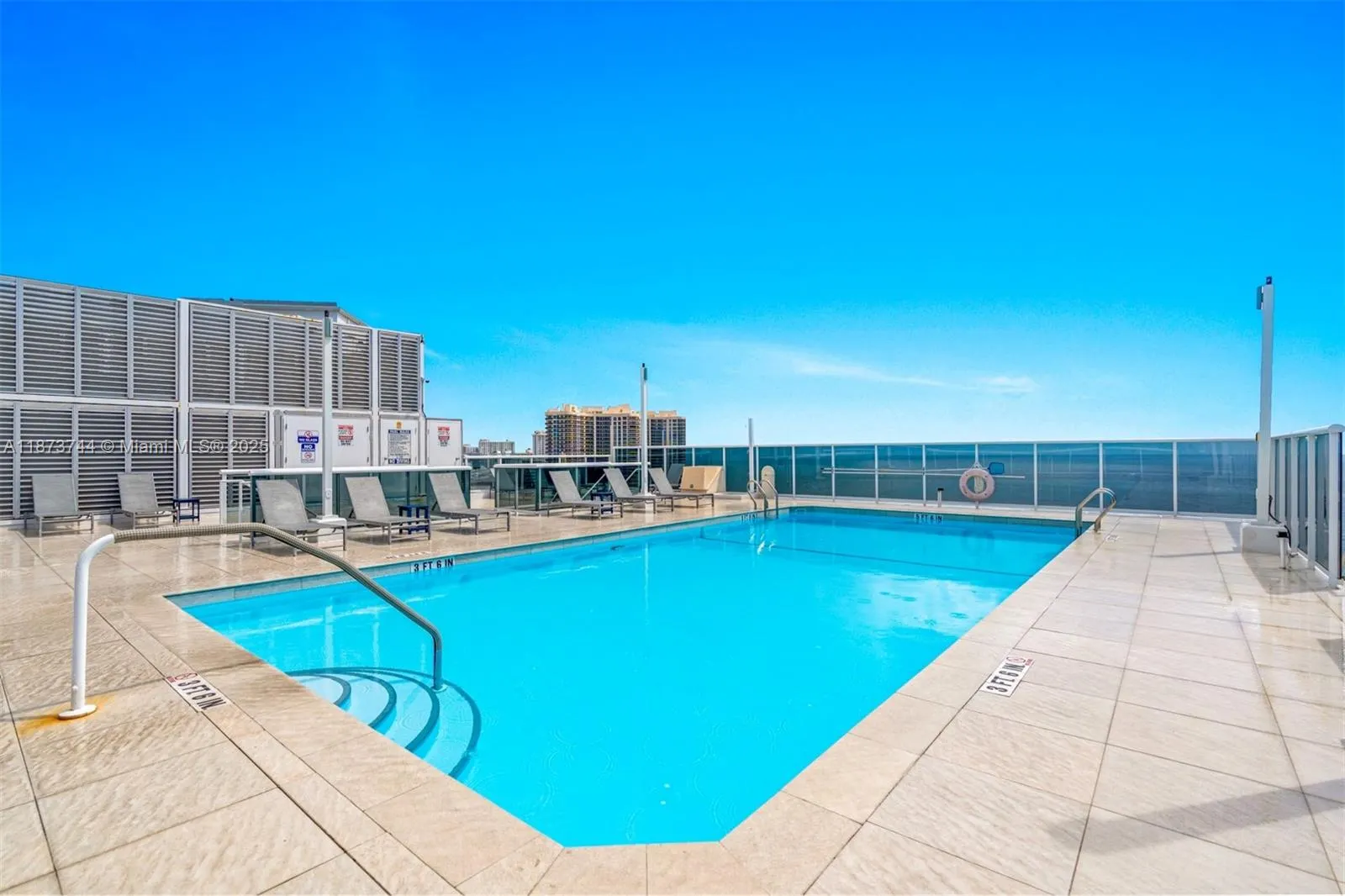 2841 N Ocean Blvd, #702