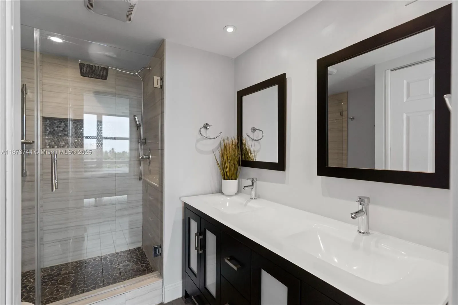 2841 N Ocean Blvd, #702