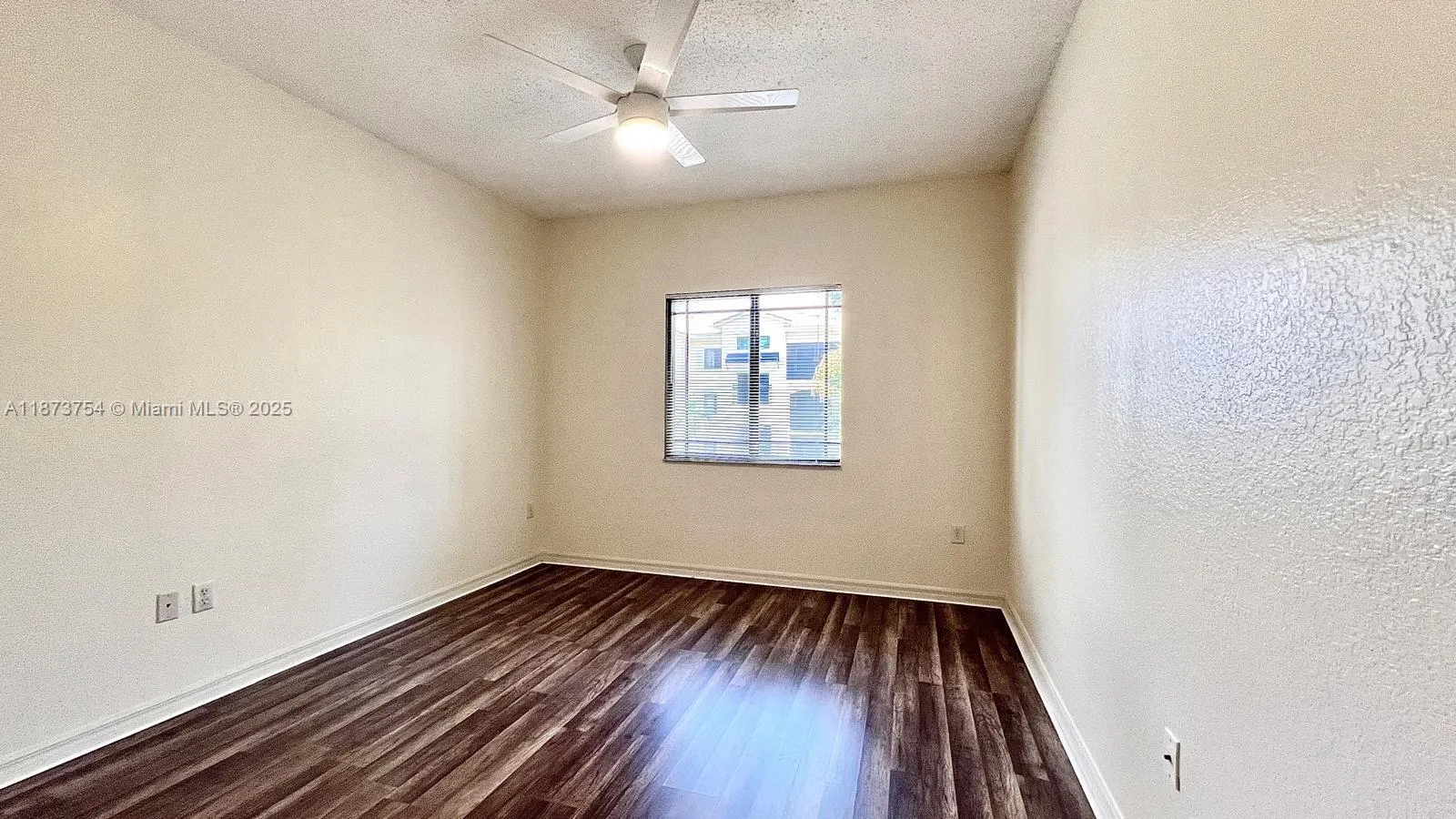 3019 Alcazar Pl, #202
