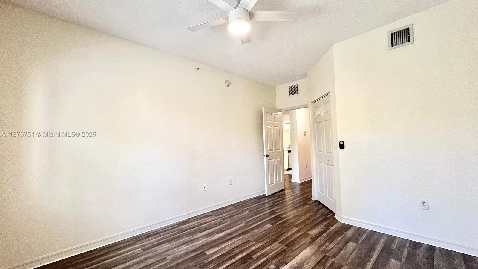 3019 Alcazar Pl, #202