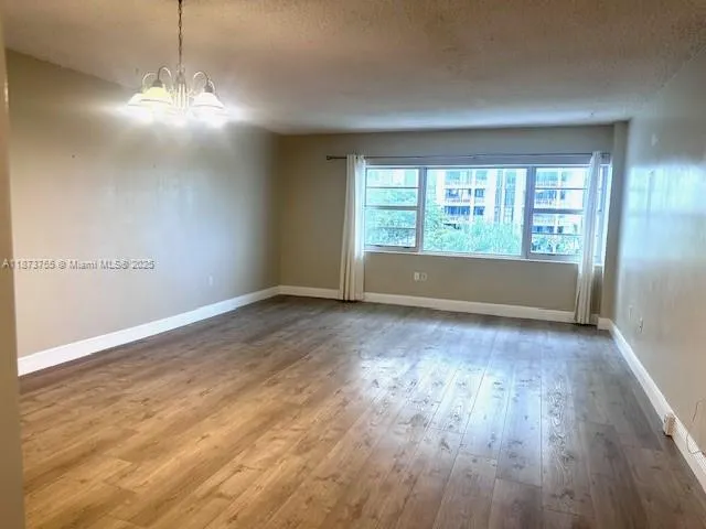 1700 NE 105th St, #505