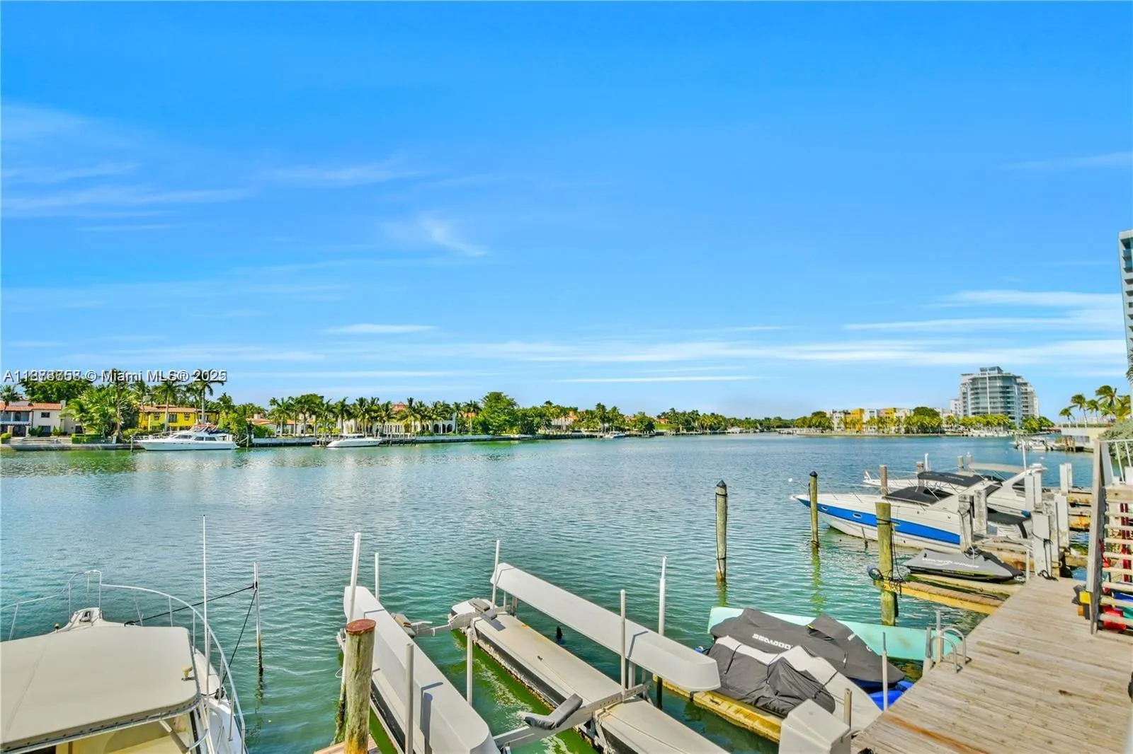5750 Collins Ave, #14A