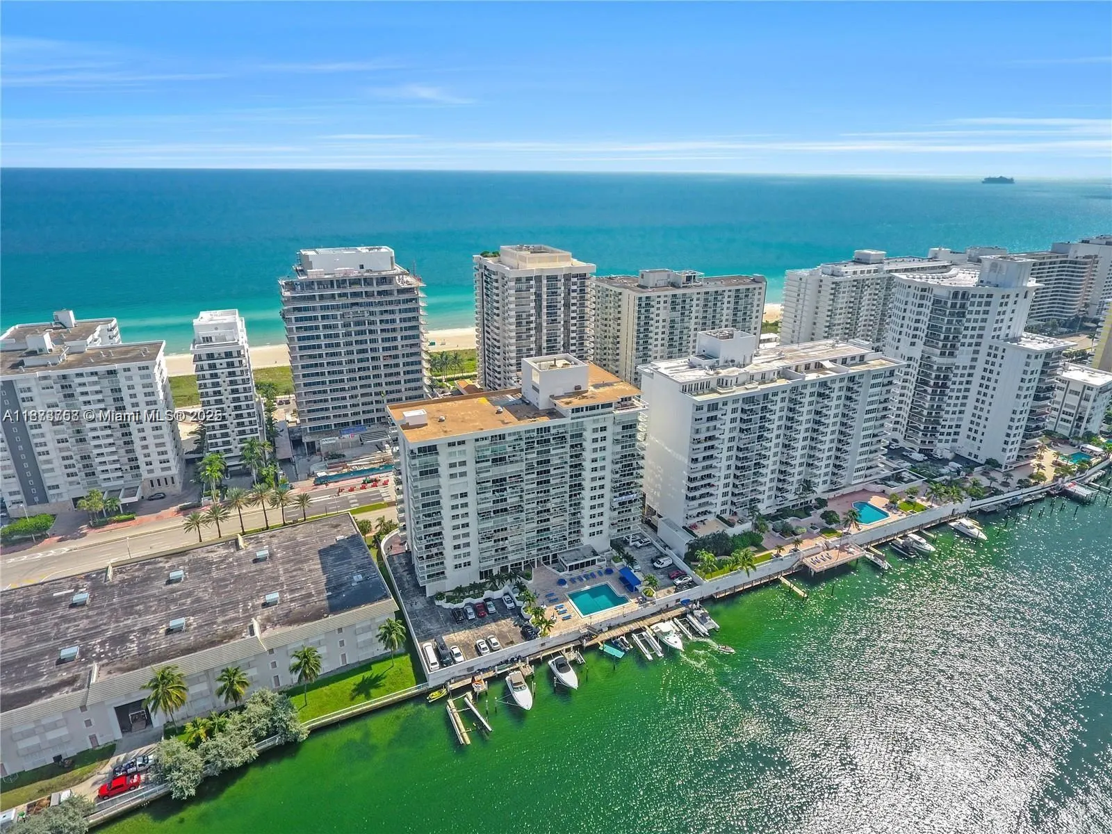 5750 Collins Ave, #14A
