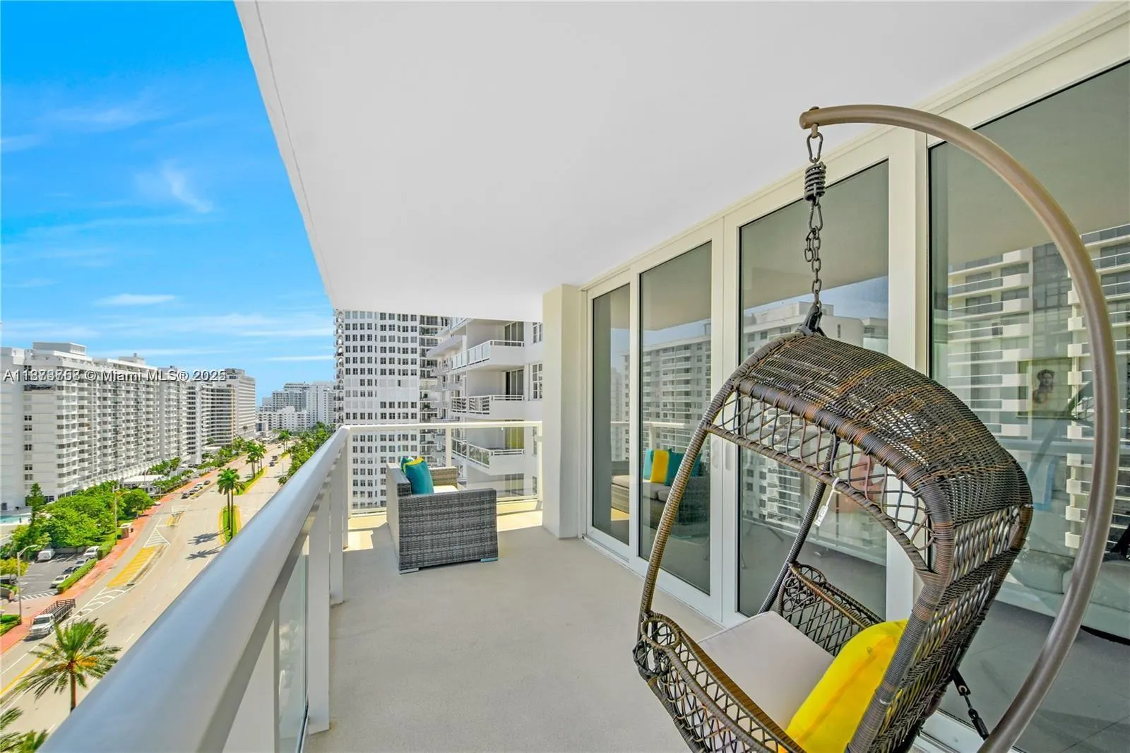 5750 Collins Ave, #14A
