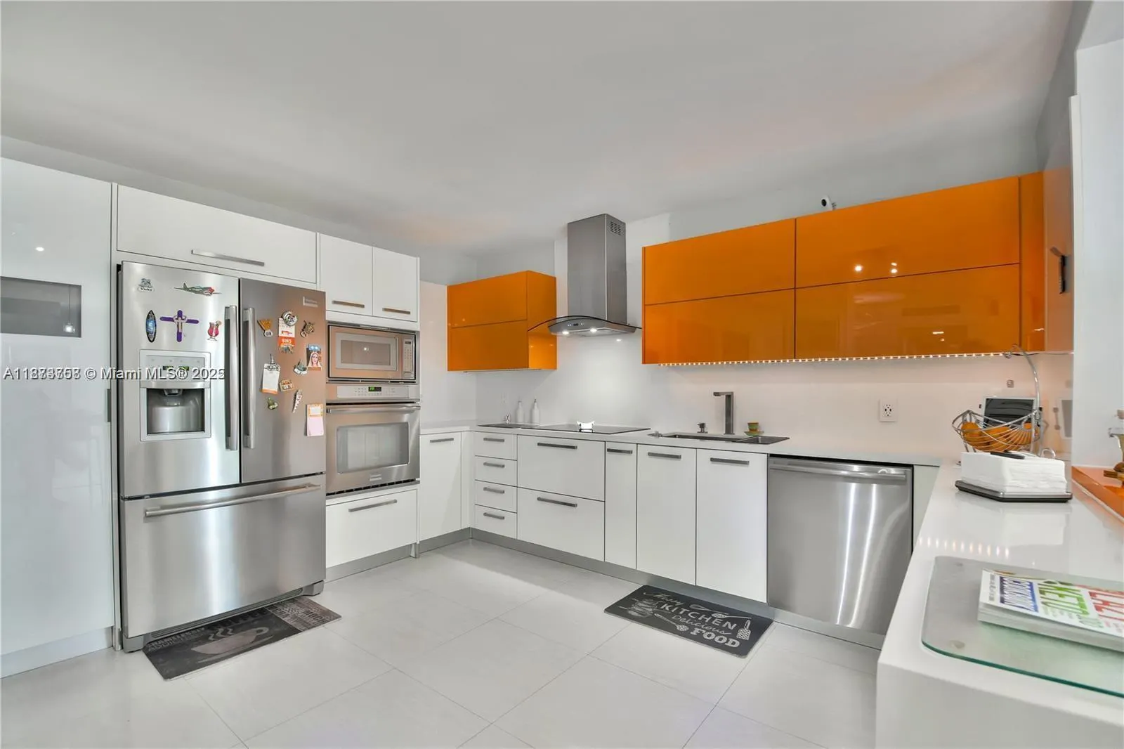 5750 Collins Ave, #14A