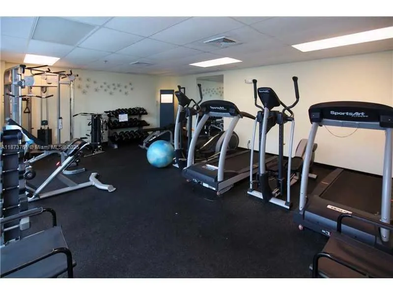1401 SW 22nd St, #1205