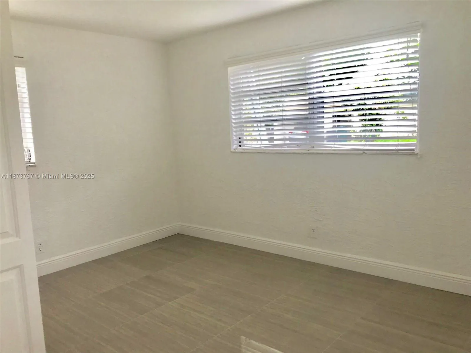 1501 NE 3rd Ave
