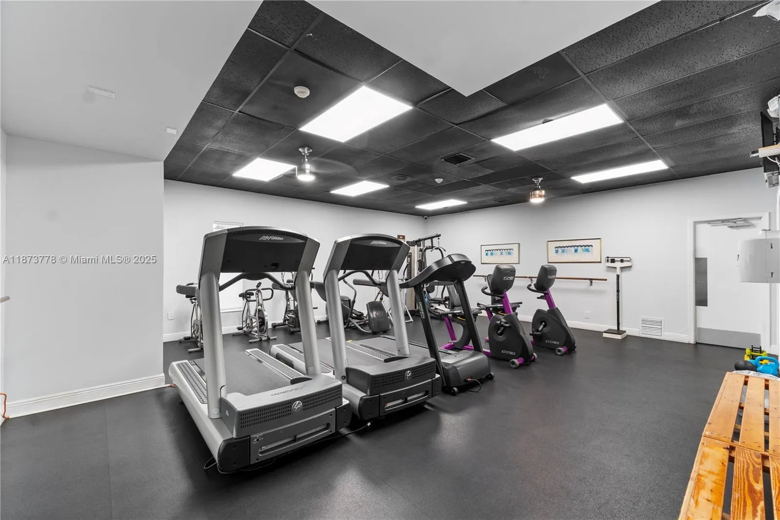 300 Berkley Rd, #107